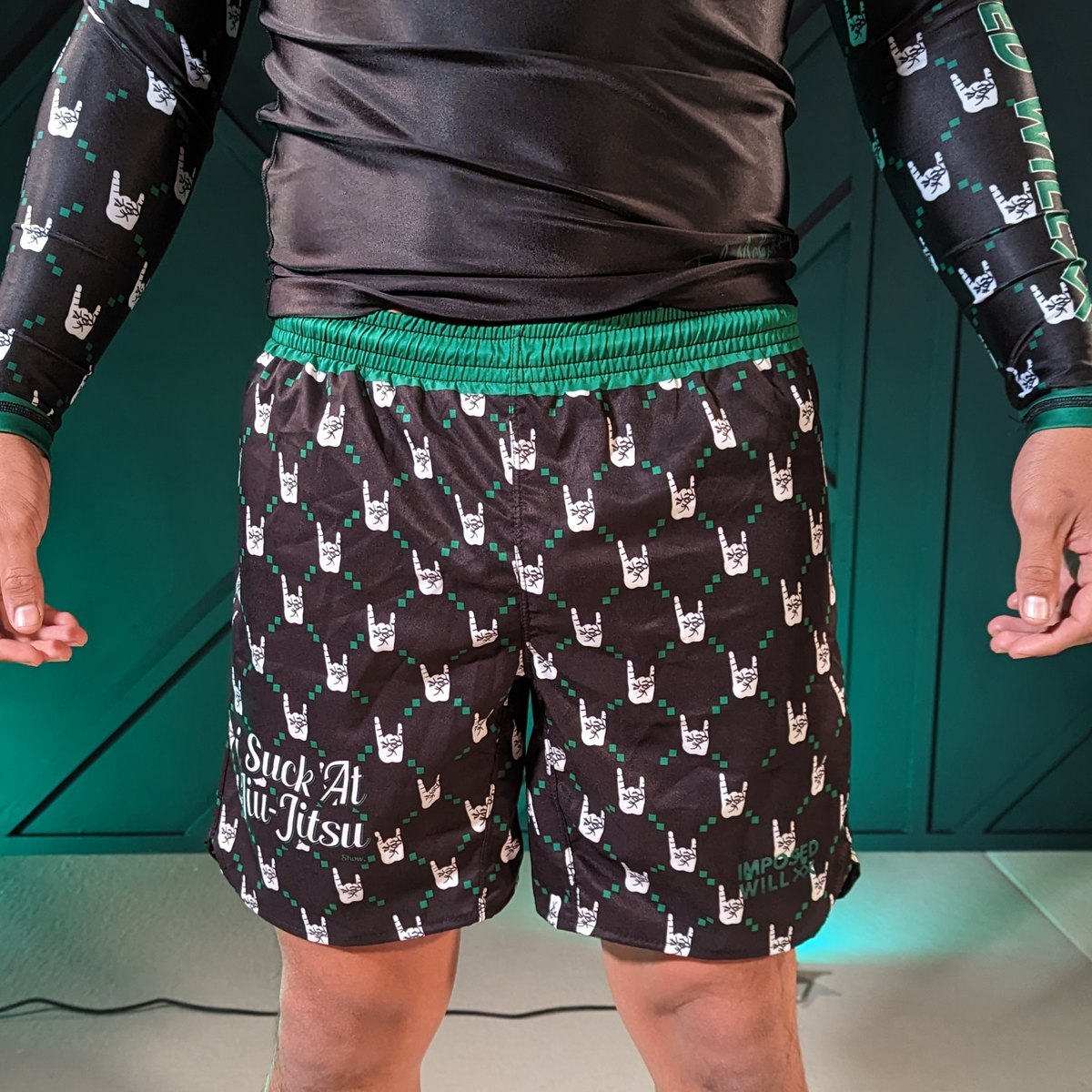 MENS/UNISEX ISAJJ Show FreeFlo Shorts